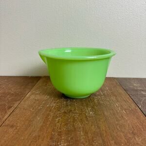 VTG 1940s McKee Green Vaseline Uranium Jadeite Milk Glass 6 inch Mixing Bowl